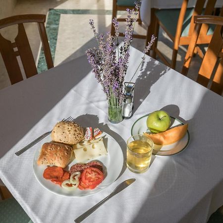 Hello Balcsi Apartmanhaz Tihany Buitenkant foto