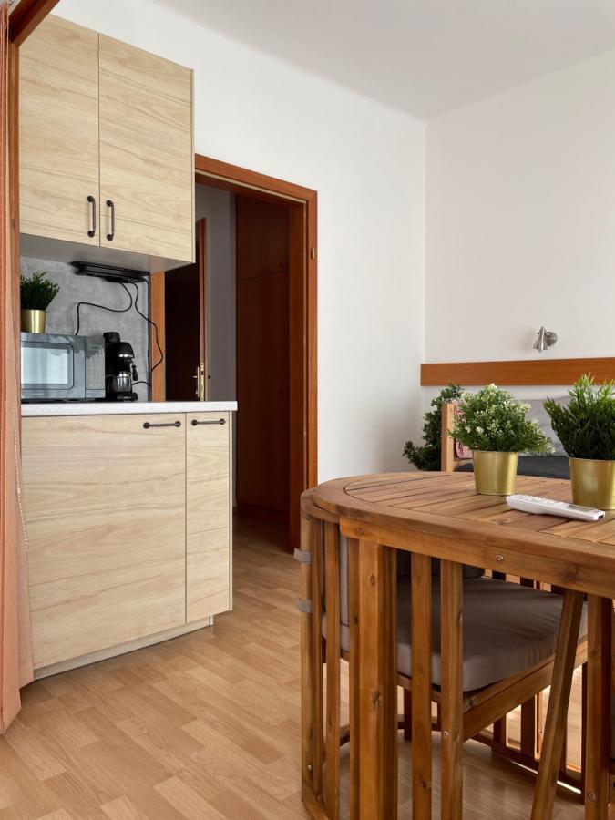 Hello Balcsi Apartmanhaz Tihany Buitenkant foto