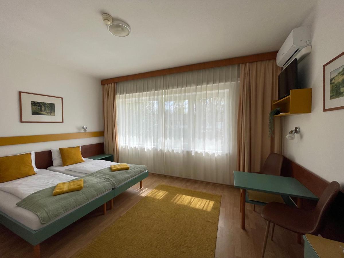 Hello Balcsi Apartmanhaz Tihany Buitenkant foto