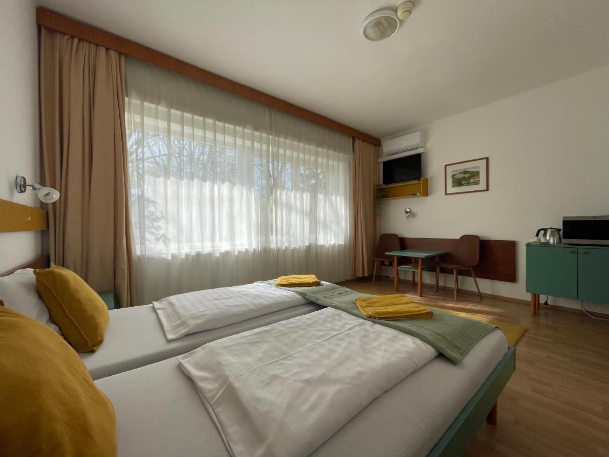 Hello Balcsi Apartmanhaz Tihany Buitenkant foto