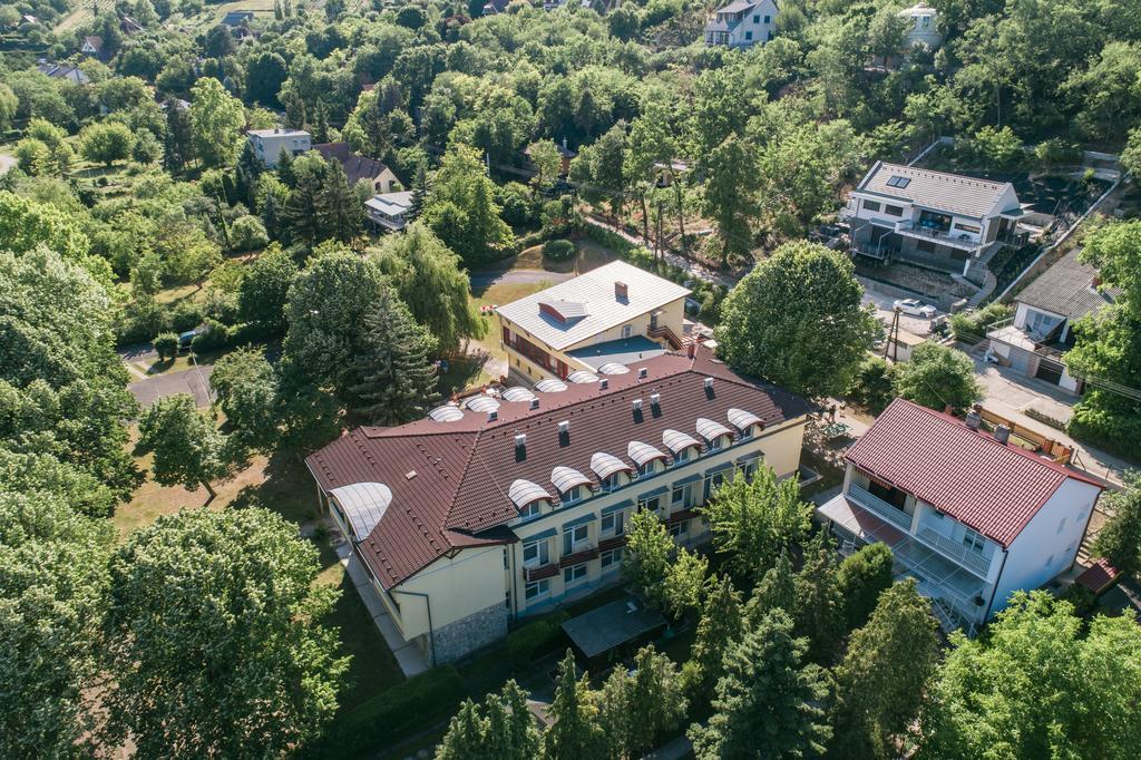 Hello Balcsi Apartmanhaz Tihany Buitenkant foto