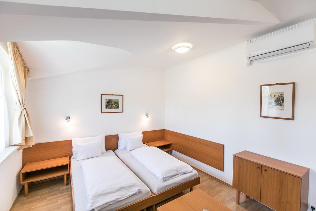 Hello Balcsi Apartmanhaz Tihany Buitenkant foto